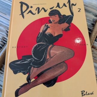 Pin-Up 2 by Yann & Berthet